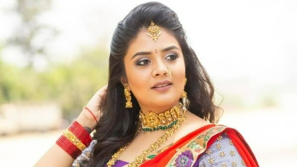 పెళ్లిపై శ్రీముఖి ఊహించని ప్రకటన: వాళ్ల నుంచి ఒత్తిడి.. అందుకే హ్యాపీ అంటూ ఏకంగా అలా కనిపించడంతో!