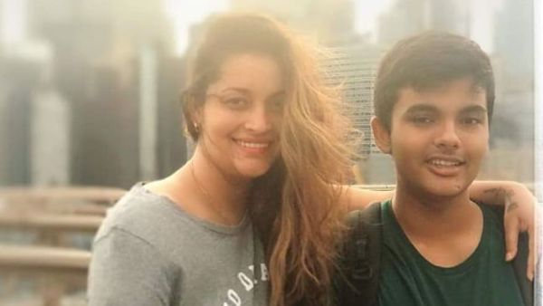 అకీరా సినీ ఎంట్రీపై రేణు దేశాయ్ క్లారిటీ: ఇప్పుడదే పనిలో ఉన్నాడు.. అప్పుడే చెబుతానంటూ కామెంట్