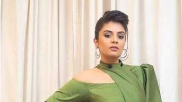 డేటింగ్‌పై శ్రీముఖి సెన్సేషనల్ కామెంట్స్: అతడు ప్రపోజ్ చేయగానే.. ఆ వీడియో పోస్ట్ చేసిన బ్యూటీ