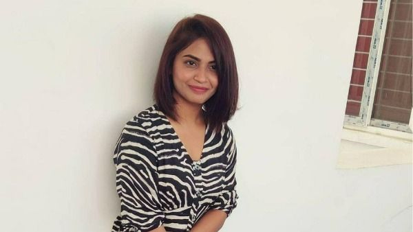 దేత్తడి హారిక నా గర్ల్ ఫ్రెండ్ అంటూ యూట్యూబర్ వీడియో.. హారిక రియాక్షన్ అదుర్స్!