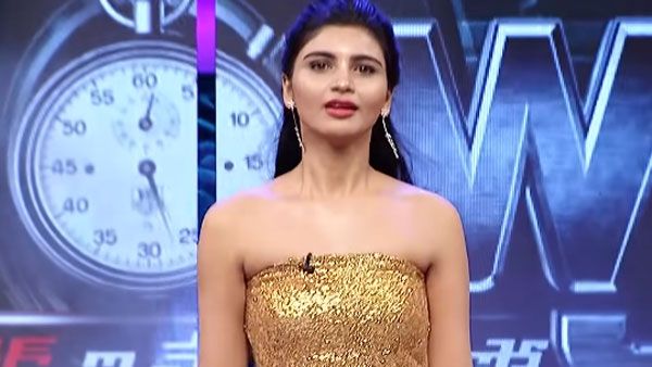 టాప్‌ను తీసేసి ఝలక్ ఇచ్చిన జబర్ధస్త్ వర్ష: స్కిన్ షోలో బౌండరీ దాటేసి.. మళ్లీ రెచ్చిపోయిన బ్యూటీ