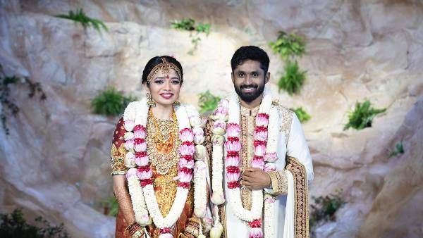 వైభవంగా క్రికెటర్ తో శంకర్ కూతురి పెళ్లి.. హాజరయిన సీఎం, ఫోటోలు వైరల్ !