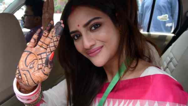 యువ పొలిటీషియన్‌తో డేటింగ్.. నుస్రత్ జహాన్ మ్యారేజ్ బ్రేకప్ వెనుక కారణం అదే... భర్త దారుణంగా...