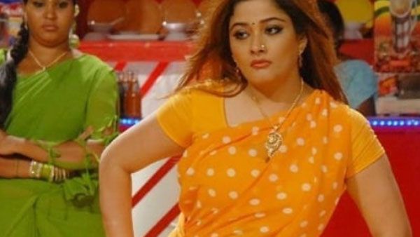 నా చేయి పట్టుకో, నీ ప్రపంచానికి తీసుకుపో అంటూ ముదురు భామ మెసేజ్... ఎవరికబ్బా?