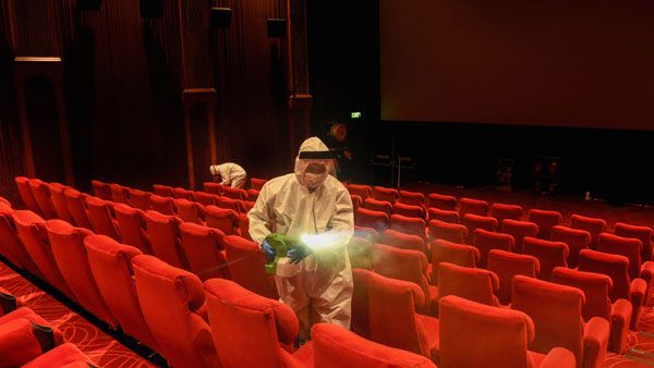 మరోసారి ఆంధ్ర ప్రదేశ్ థియేటర్స్ మూత.. ఆ విషయం తేలే వరకు తెరచుకోవడం కష్టమే..