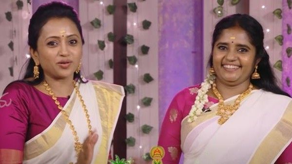 మొదటిసారి తన చెల్లిని పరిచయం చేసిన సుమ.. షాక్ అవ్వకండి అంటూ..