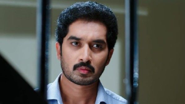 Karthika Deepam.. కార్తీక్‌ను అలా టచ్ చేసి.. అడ్డంగా బుక్కైన మోనిత!