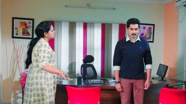 Karthika Deepam episode 1107: మోనితకు కడుపు చేసి తప్పించుకొంటావా? డాక్టర్ బాబును కడిగేసిన ఏసీపీ రోషిణి