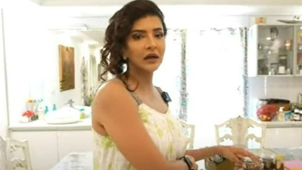 నా ఇల్లు కాలిపోయినప్పుడు అదొక్కటి మాత్రమే మిగిలింది.. దానికి ఒక చరిత్ర ఉంది: మంచు లక్ష్మి