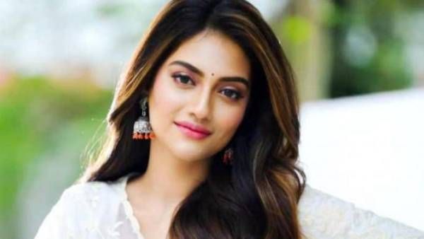 నుస్రత్ జహాన్ కొడుకు పేరుతో కొత్త టెన్షన్.. అతనే తండ్రా? అందుకే ఆ లింక్?