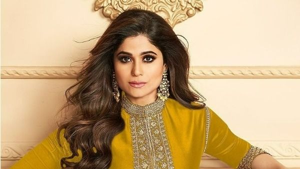 బడా ప్లాన్ లో కరణ్ జోహార్.. బిగ్ బాస్ కోసం రాజ్ కుంద్రా కేసు, షోలోకి ఆమె ఎంట్రీ?