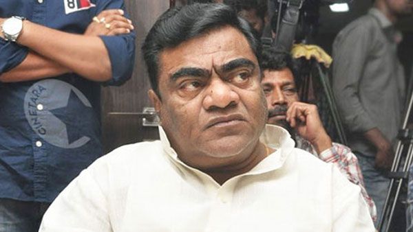 Babu Mohan : సొంతూళ్ళో నాలుగు ఓట్లు రాలా..అంత వ్యామోహం ఎందుకు? ప్రకాష్ రాజ్ మీద సంచలనం