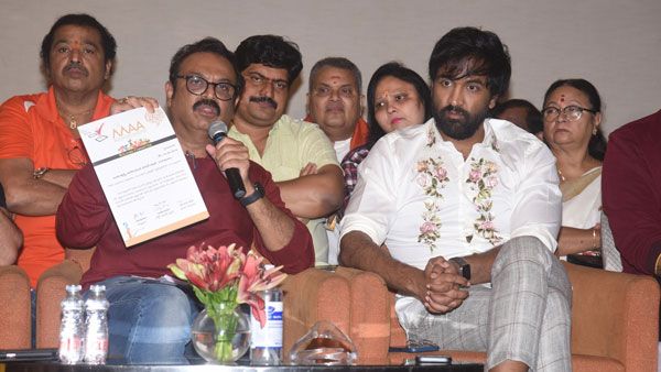 తెలుగు వాడే అధ్యక్షుడు కావాలి.. ప్రకాశ్ రాజ్‌ వచ్చాడా? తెచ్చారా? వీకే నరేష్ ధ్వజం