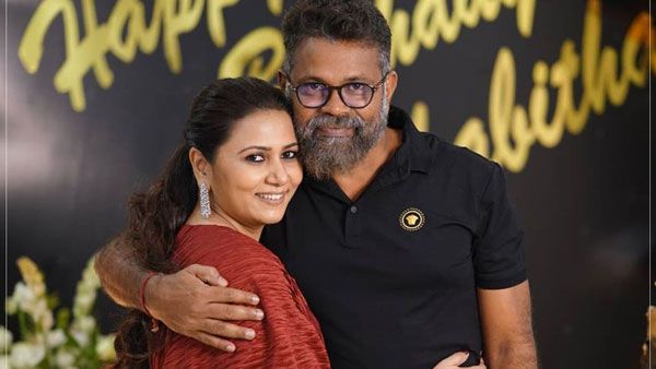 భార్యకు ప్రేమతో సర్‌ప్రైజ్‌ ఇచ్చిన సుకుమార్.. కూతురు, కొడుకుతో క్యూట్ ఫొటోస్