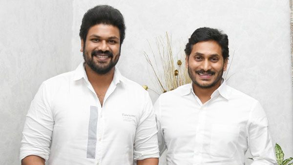 చిరంజీవి భేటీకి ముందు.. ఏపీ సీఎం వైఎస్ జగన్‌ను కలిసిన మంచు మనోజ్