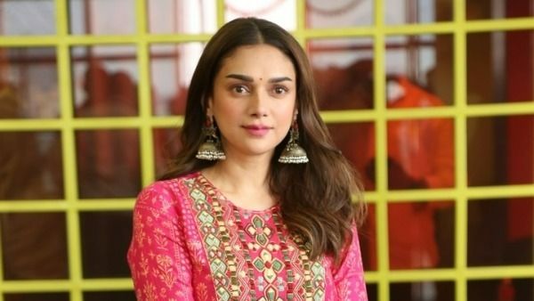 ఎంఎస్ సుబ్బలక్ష్మి, రేఖ బయోపిక్స్‌లో నటించాలని.. మహా సముద్రంలో నా పాత్ర ఏమిటంటే.. అదితి రావు హైదరీ