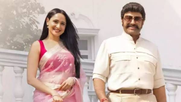 Akhanda: బాలయ్యతో స్పెషల్ పిక్ షేర్ చేసిన ప్రగ్యా జైస్వాల్.. కల నెరవేరింది అంటూ పోస్ట్