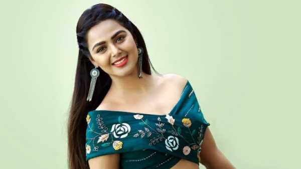 Monal Gajjar ఇన్‌స్టా నుంచి పిచ్చి పిచ్చి ఫొటోలు: అనుమానాలు మొదలు.. షాకింగ్ న్యూస్ చెప్పిన అఖిల్