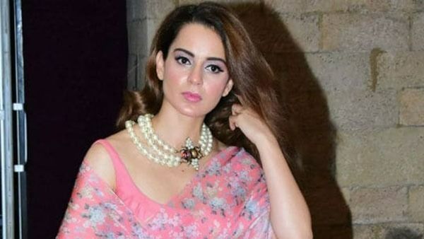 చీరకట్టులో చంపేస్తున్న కంగనా... వివాదాల నటిని ఇంత హాట్ గా ఎన్నడూ చూసి ఉండరు!