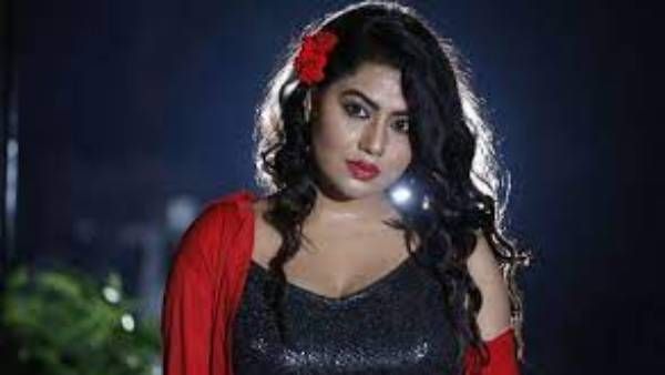 రివెంజ్ డ్రామాగా స్ట్రీట్ లైట్...పొద్దున్న అలా, కానీ రాత్రి మరోలా!