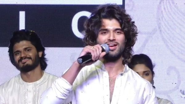 ఆనంద్‌కు 10/10 మార్కులు.. లైగర్ కోసం అమెరికాకు, మీదే బాధ్యత.. పుష్పక విమానం ప్రీరిలీజ్ ఈవెంట్‌లో విజయ్ ఎమోషనల్