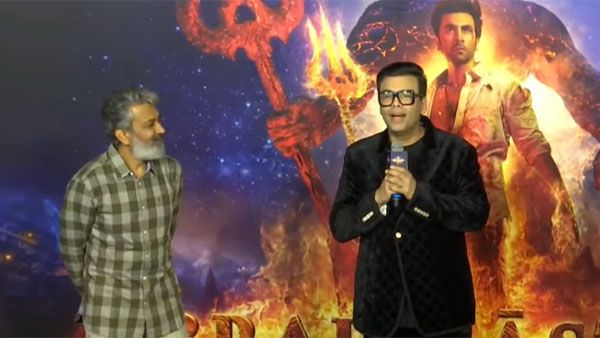 SS Rajamouli సినిమా చూసి సీటులో నుంచి లేచి చప్పట్లు కొట్టా.. RRR మరో చరిత్రకు సిద్దం.. కరణ్ జోహర్ వ్యాఖ్యలు