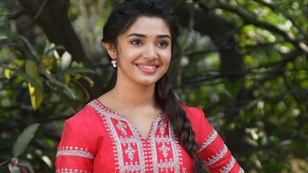 Kriti Shetty.. అందుకే నానితో లిప్‌లాక్ ఆ సీన్ చేశా.. చేతులు వణికిపోయాయి.. కృతిశెట్టి ఇంటర్వ్యూ