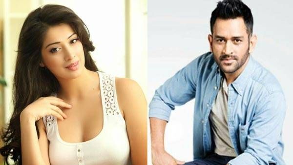 MS Dhoniతో బ్రేకప్ ఎందుకైందంటే? నా జీవితంపై చెరిగిపోని మచ్చ అంటూ రాయ్ లక్ష్మి