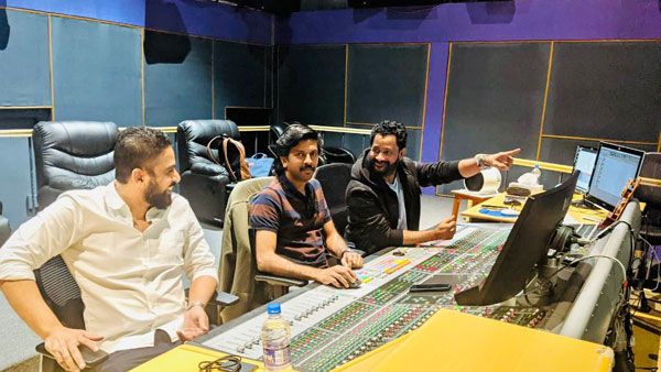 ప్రభాస్ కోసం రంగంలోకి దిగిన ఆస్కార్ అవార్డ్ విన్నర్: ఫొటో షేర్ చేసి రివీల్ చేసిన డైరెక్టర్