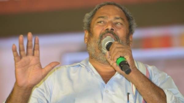 వైఎస్ జగన్ పాజిటివ్ యాటిట్యూడ్‌తో ఆలోచించు.. సినీ పరిశ్రమపై నెగిటివ్ వద్దు.. ఆర్ నారాయణమూర్తి ఎమోషనల్