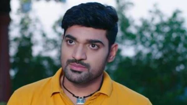 Vadinamma : భరత్ అరెస్ట్ తో రచ్చ.. లక్ష్మణ్ గల్లా పట్టుకుని రెచ్చిపోయిన పార్వతి!