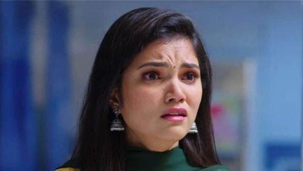 నాపై అలాంటి వీడియోలు చేస్తారా అంటూ కౌంటర్ ఇచ్చిన దేవత సీరియల్ నటి.. తప్పు చేయలేదు అంటూ..