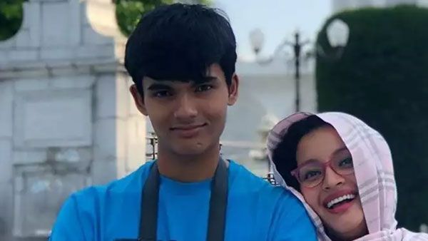 పవన్ కల్యాణ్ మాజీ భార్య సహా కుమారుడికి కరోనా..ఇంట్లోనే ఉన్నా, సీరియస్‏గా తీసుకోండి అంటూ!