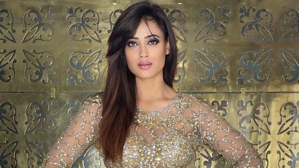 దేవుడు మీద అనుచిత వ్యాఖ్యలు.. నేనలా అనలేదు.. అసలు విషయమిదంటూ శ్వేత తివారీ ప్రకటన !