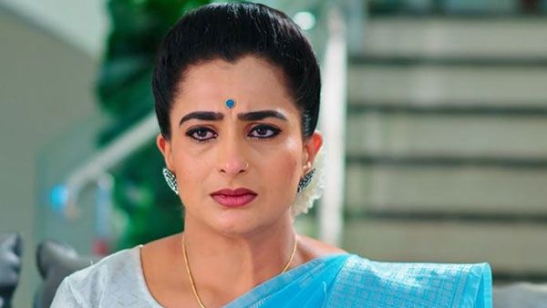 Karthika Deepam ఈశ్వరా, పరమేశ్వరా.. ఏమిటీ లీలలు అంటూ టెన్షన్‌లో సౌందర్య.. సీరియల్‌లో మరో ట్విస్టు!