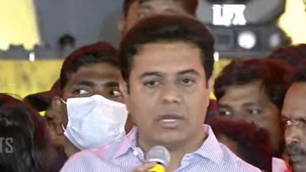 స్టార్లు ఎంత మంది ఉన్నా కల్ట్ ఫాలోయింగ్ నటుడు పవన్‌ కల్యాణ్.. మంత్రి కేటీఆర్ క్రేజీ కామెంట్స్