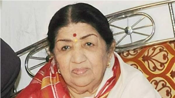 Lata Mangeshkar పెళ్లి ఎందుకు చేసుకోలేదు? బ్రహ్మచారిణిగా ఎందుకు ఉండిపోయింది?
