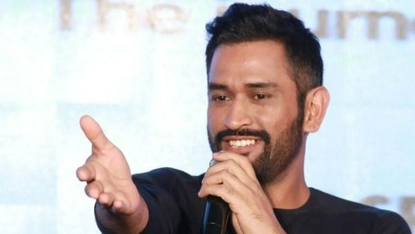 అధర్వగా దుమ్ము రేపిన ధోని.. సిక్సులే కాదు.. కత్తులతో నెత్తురు కూడా!