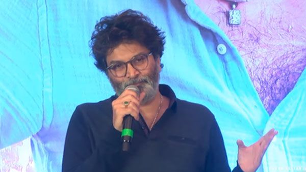 Bheemla Nayak: మొన్న మౌనవ్రతం.. ఇప్పుడు పెదవి విప్పిన త్రివిక్రమ్.. సారీ అంటూ!