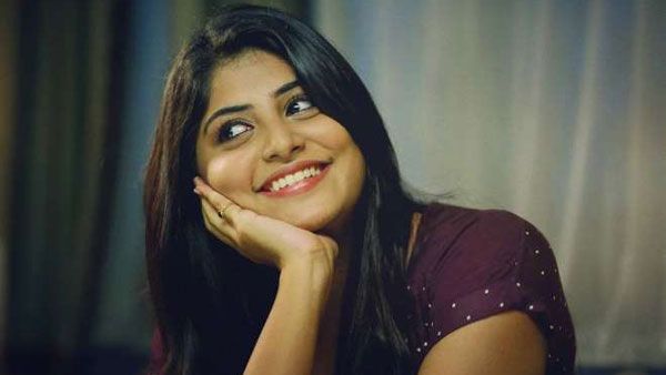 ఆ హీరోతో పెళ్లి విషయం మీద పెదవి విప్పిన హీరోయిన్.. సీక్రెట్‌గానే ఉంచాలంటూనే అసలు విషయం చెప్పేసింది!