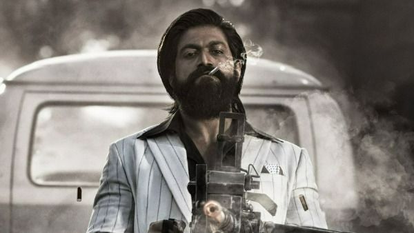 KGF Chapter 2 US collections: అమెరికాలో యష్ ప్రభంజనం.. తొలి రోజే రికార్డుల పరంపర