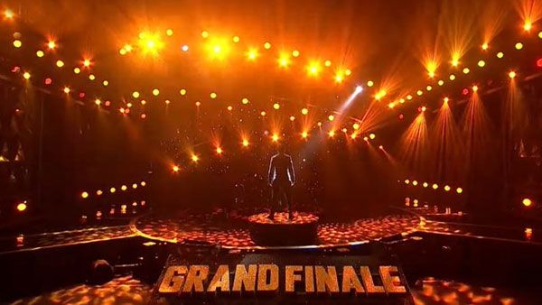 Bigg Bigg Non Stop Finale live.. టాప్ 5 నుంచి డ్రామా క్వీన్ అవుట్.. కంటతడి పెట్టుకొన్న కంటెస్టెంట్ బావ