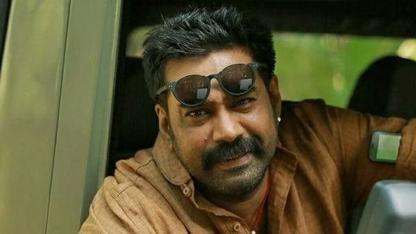 మెగాస్టార్ సినిమాలో విలన్ గా మలయాళ స్టార్.. తమిళ నటుడు హ్యాండ్ ఇవ్వడంతో?