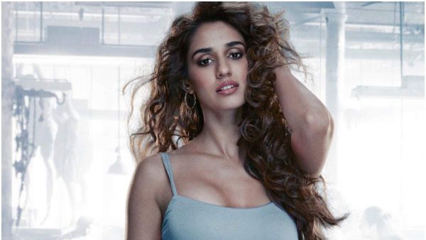 ఉల్లిపొర లాంటి బట్టల్లో దిశా పటానీ రచ్చ: అవి కూడా కనిపించేలా.. ఆమెనిలా చూస్తే!