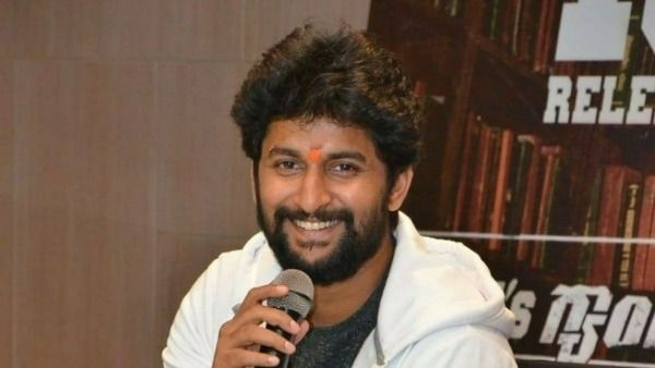 ఆ సినిమా చూసి థియేటర్ లోనే ప్యాంట్ తడిపేసుకున్న హీరో నాని.. అతని ముందు నవ్వులపాలు