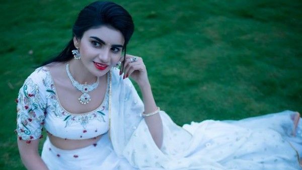 చావు బతుకుల మధ్య జబర్ధస్త్ వర్ష: అసలేమైందో స్వయంగా చెప్పిన బ్యూటీ