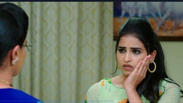 Karthika Deepam నా జోలికి వస్తే.. నీ చాప్టర్ క్లోజ్.. శోభ దవడ పగలకొట్టిన సౌందర్య