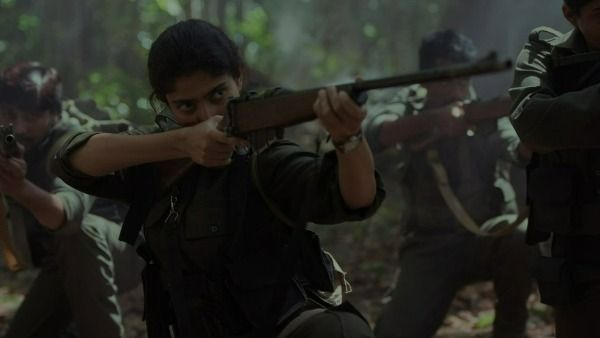 Virata Parvam Trailer : ట్రైలర్ తోనే గూజ్ బంప్స్ తెప్పించేశారు.. ప్రేమ కోసం గన్ను పట్టిన సాయి పల్లవి!