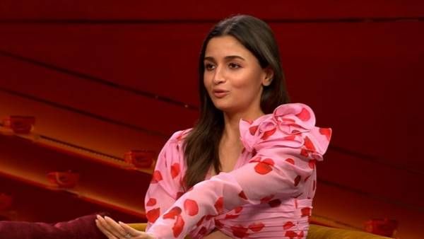 రణ్‌బీర్‌తో ఫస్ట్ నైట్ అనుభవం.. శోభనం రాత్రి ఏం జరిగిందంటే.. కరణ్ జోహర్ షోలో ఆలియాభట్