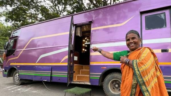 గంగవ్వ రేంజ్ మామూలుగా లేదు.. ప్రత్యేకంగా కారావాన్.. దాని రేటెంతో చెబుతూ..